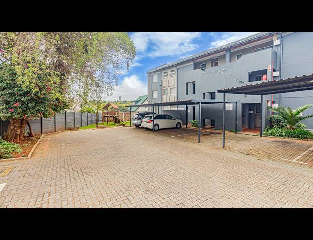 2 BEDROOM APARTMENT TO LET IN WELTEVREDEN PARK
